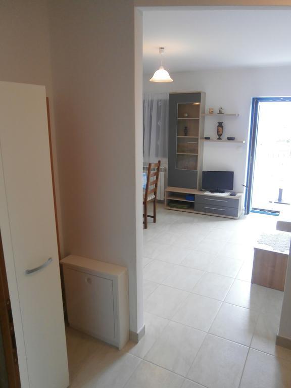 Apartments Crncic Šilo Cameră foto